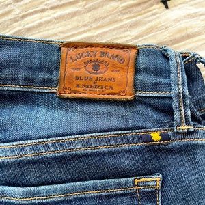 Lucky brand sweet and straight jeans excellent condition size 4/27
